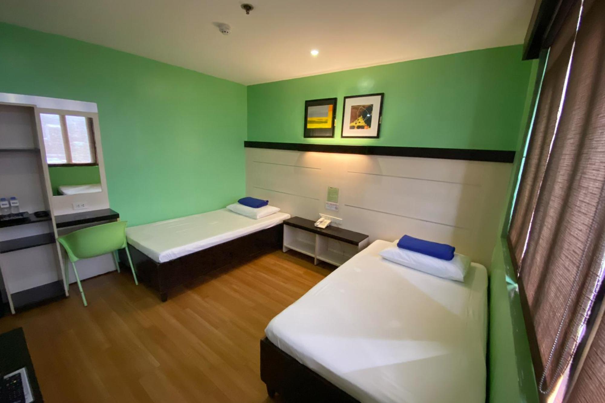 Sugbutel Family Hotel Cebu Exterior foto